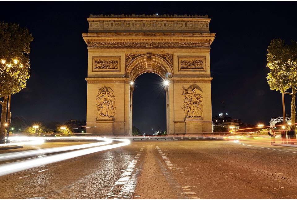 4. The Arc de Triomphe: